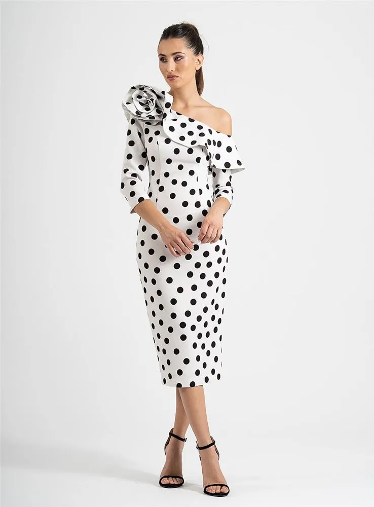 1002.3 VESTIDO MIDI LUNARES FLOR HOMBRO