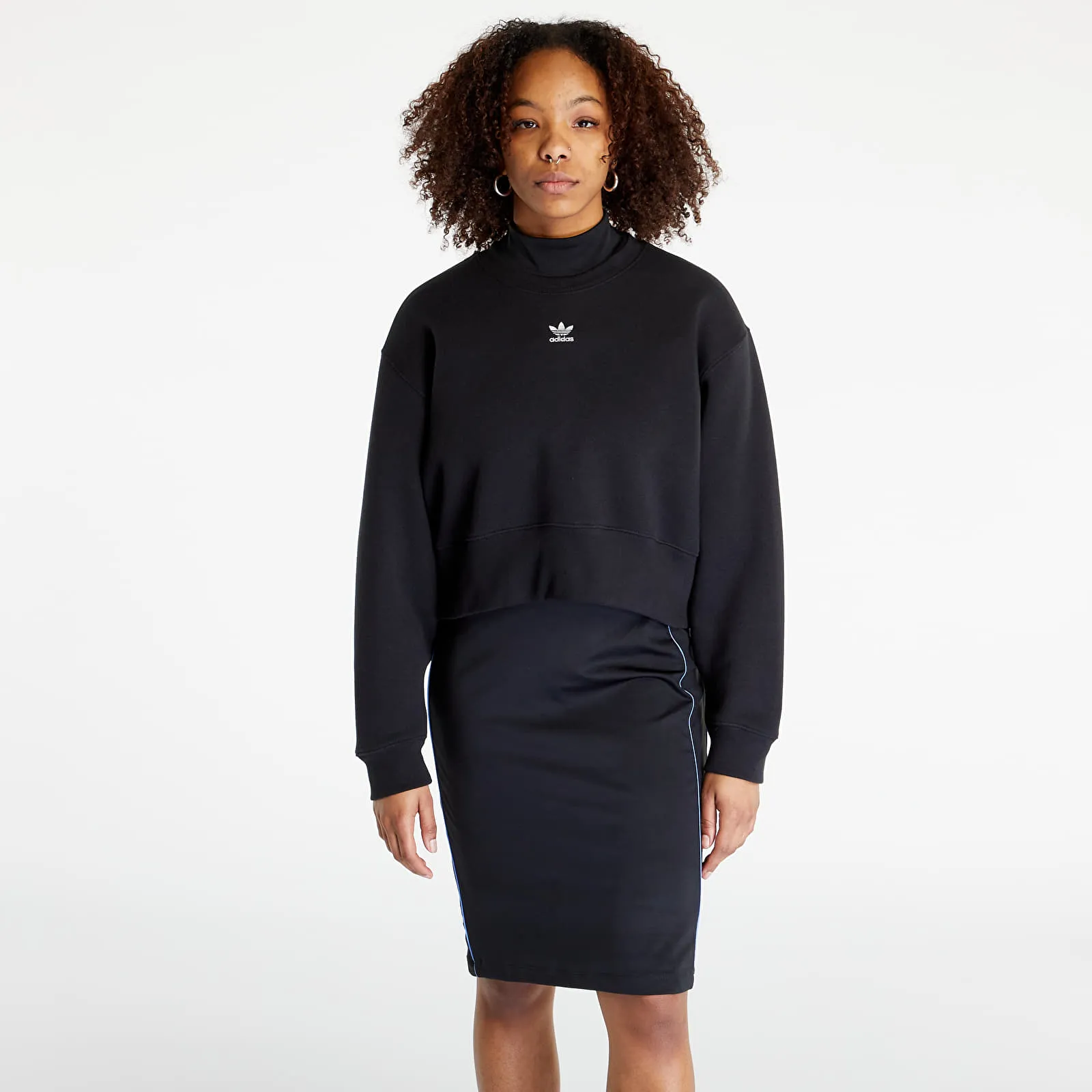 adidas Adicolor Essentials Crewneck