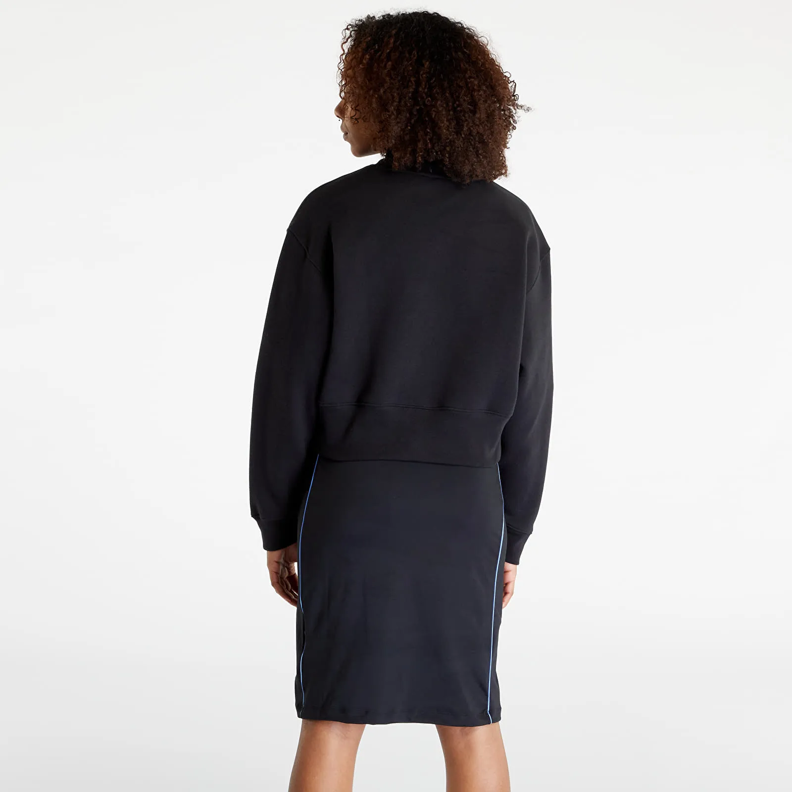 adidas Adicolor Essentials Crewneck