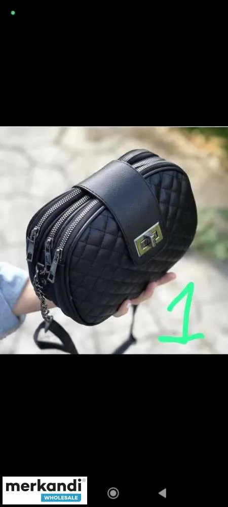 Amplia tu colección mayorista con bolsos de mujer en diferentes colores y modelos.