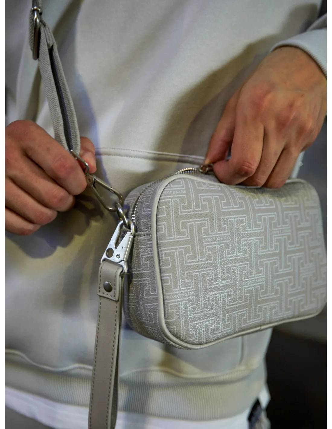 Bolso bandolera con estampado Monograma de Project x París