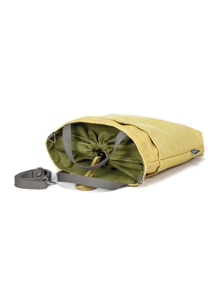 Bolso bandolera de rayas amarillas 100% sostenible