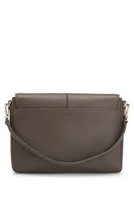 Bolso de piel sintética granulada con monograma Double B