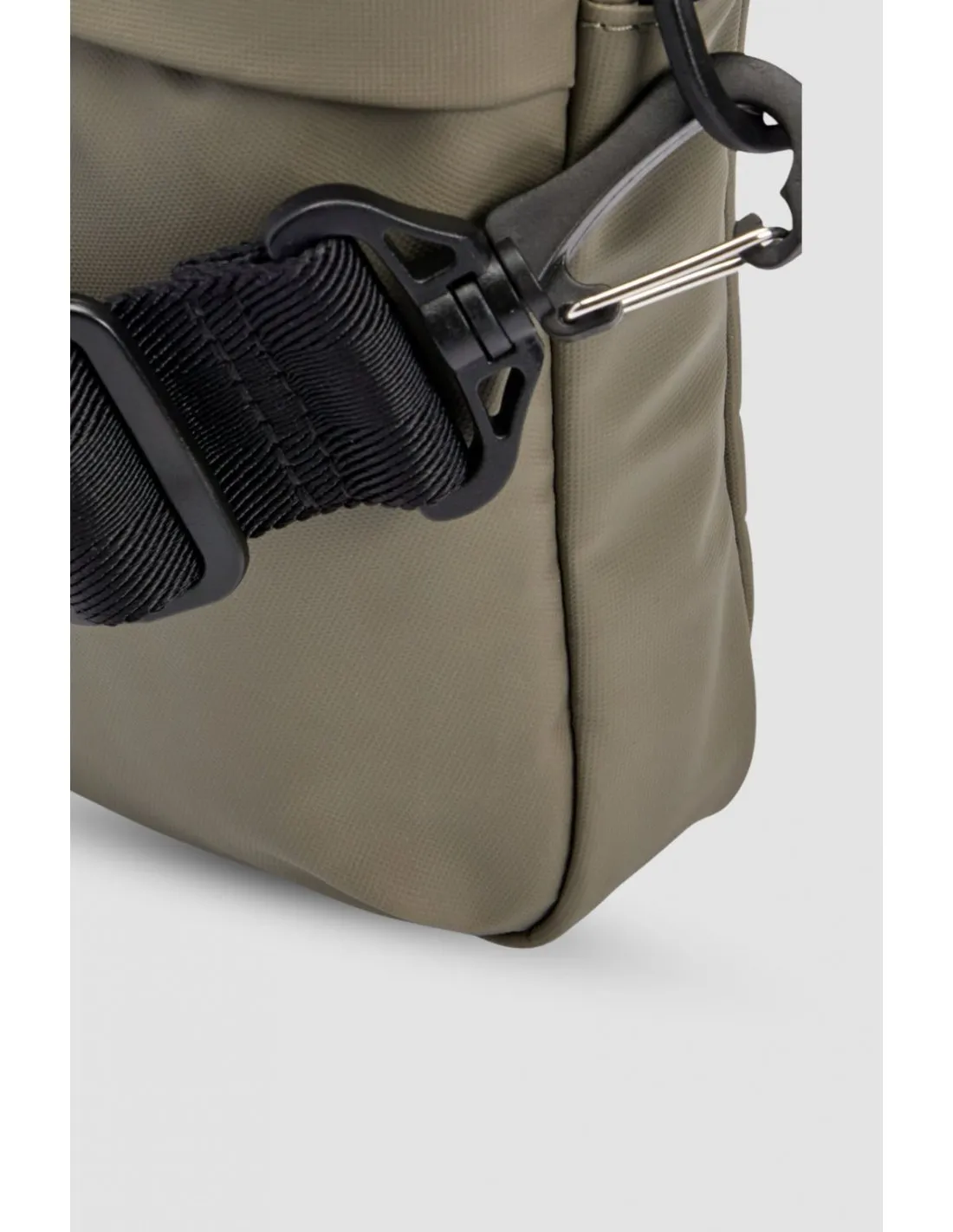 Bolso mensajero de piel sintética con logo tonal de Boss