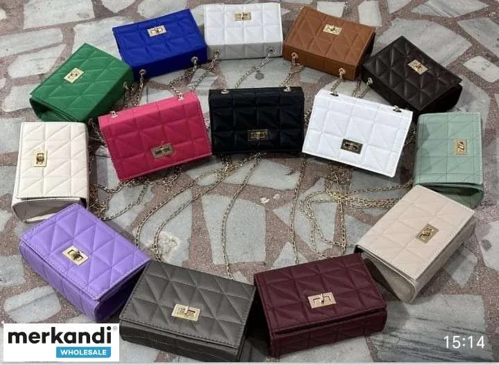 Bolsos de mujer al por mayor con opciones de color y modelo.