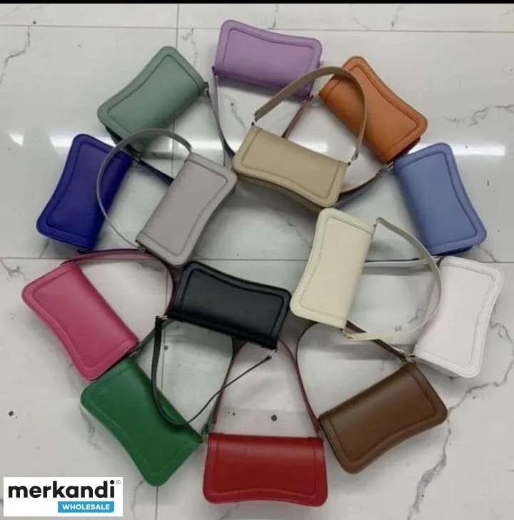 Bolsos de mujer DMY al por mayor con variedad de variantes de color y modelo.