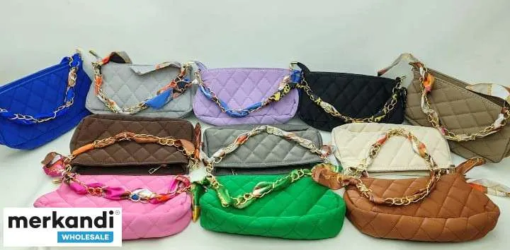 Bolsos de mujer DMY al por mayor con variedad de variantes de color y modelo.
