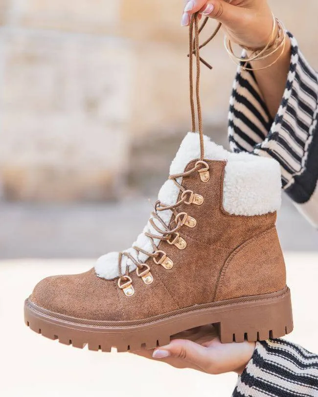 BOTINES DE MUJER EN COLOR CAMEL CON FORRO DE PIEL  MARILOU