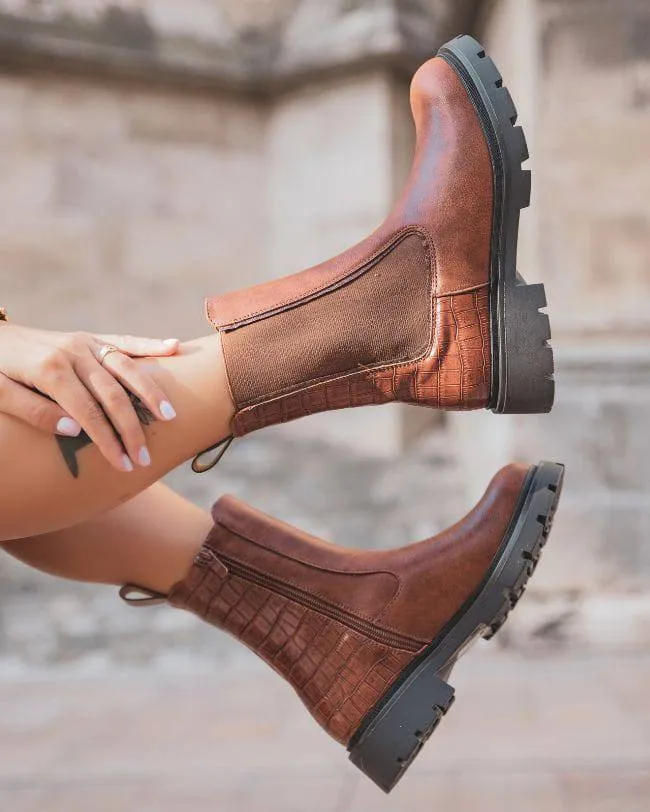 BOTINES DE MUJER ESTILO CHELSEA EN COLOR CAMEL  MYA