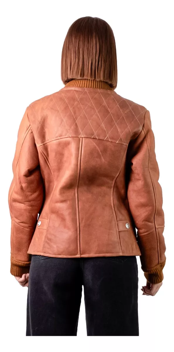 CAMPERA DE CUERO DE OVEJA DE MUJER  MODELO: 110