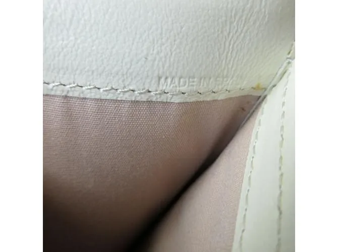 Cartera de cuero marfil Chloé con tres pliegues Crudo 