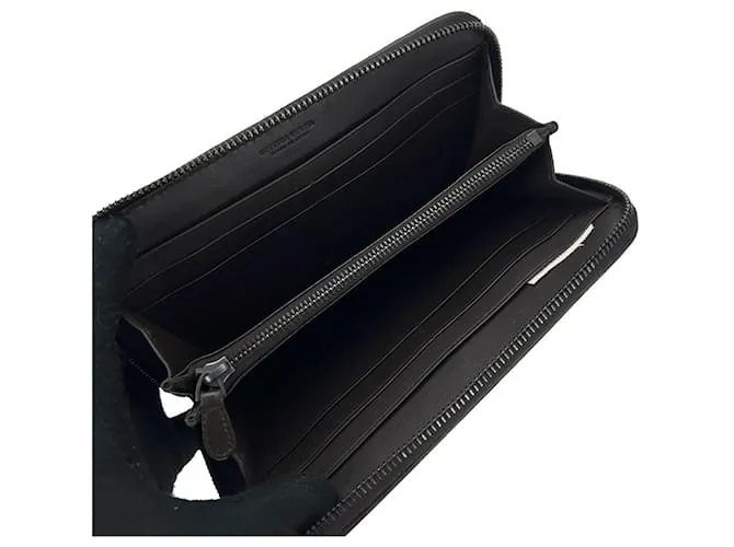 Cartera de cuero marrón oscuro Intrecciato de Bottega Veneta 