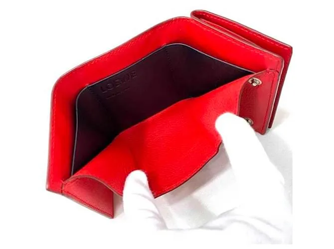 Cartera de cuero rojo Loewe con tres pliegues Roja 