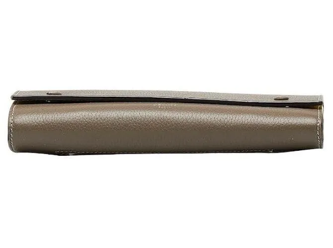 Céline Cartera de cuero multifuncional Celine Large Flap en muy buen estado Gris 
