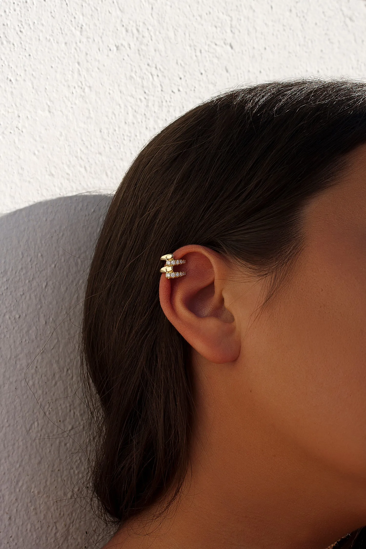 Ear cuff en plata diseo dorado con circonitas