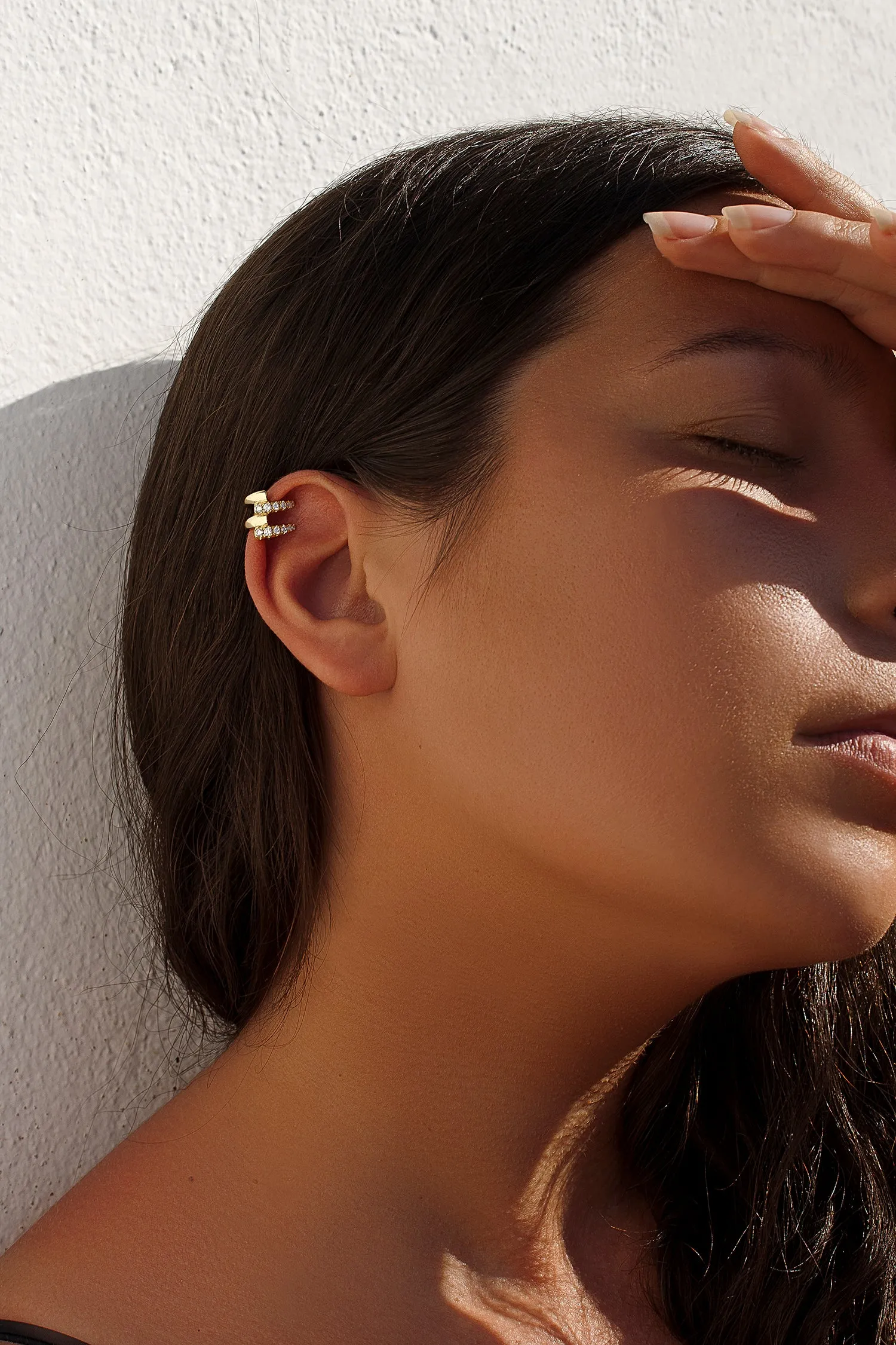 Ear cuff en plata diseo dorado con circonitas