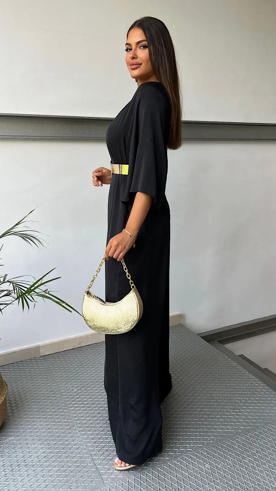 Mono Negro Escote V