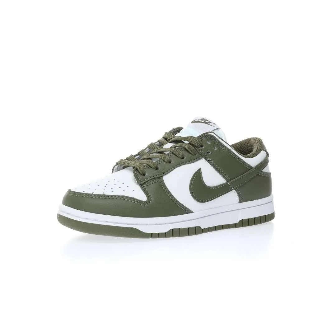 Nike SB Dunk Low «Medium Olive»