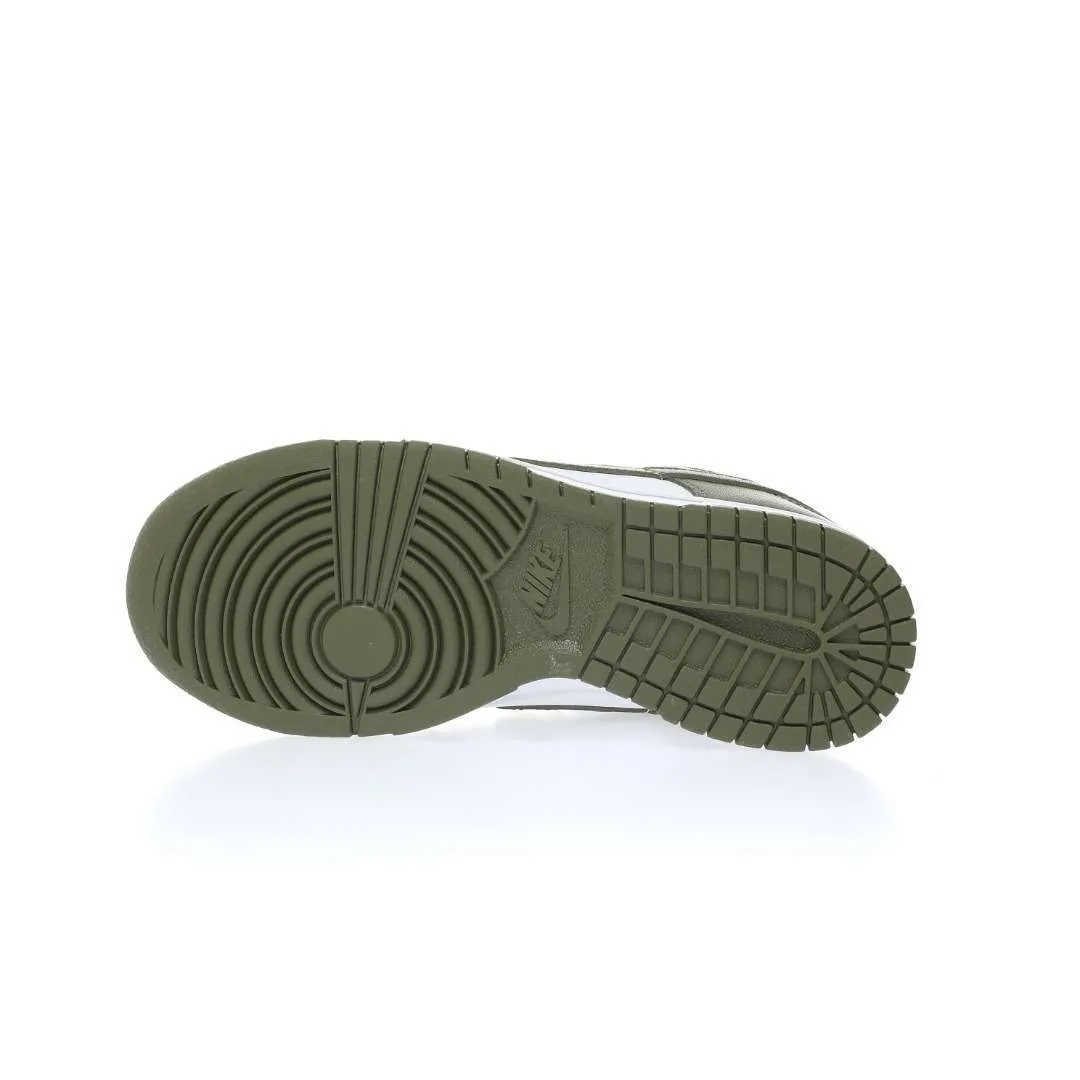 Nike SB Dunk Low «Medium Olive»
