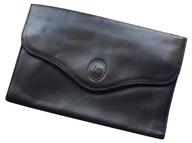 Nina Ricci Vintage Cartera de cuero negro 