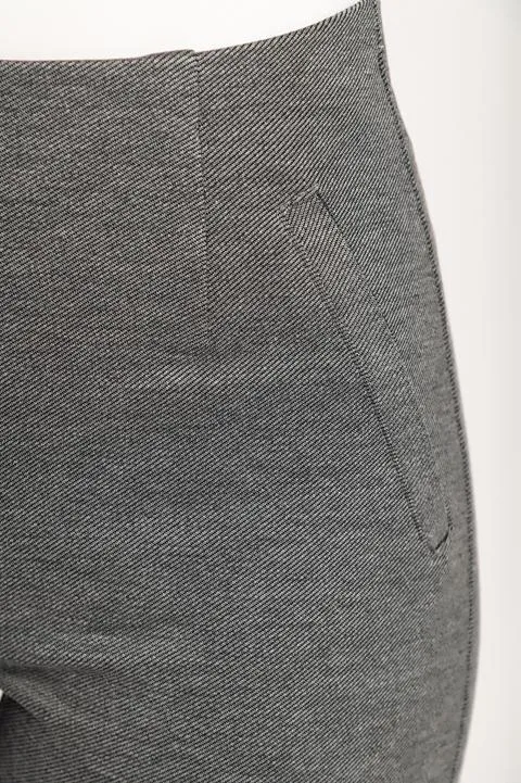 Pantalón elegante, gris.