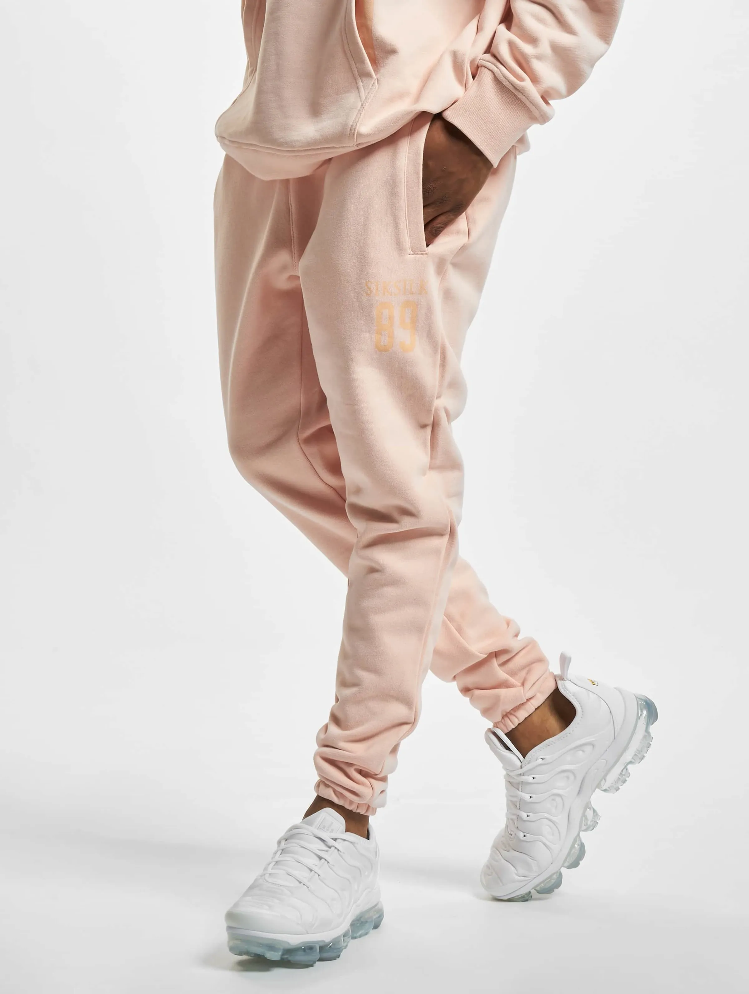 Relaxed Fit Small Cuff Joggers