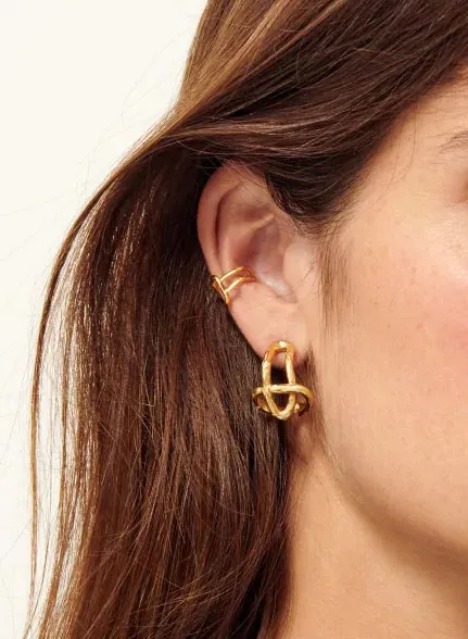 SESSUN ZURI  EAR CUFF DE AROS ANUDADOS EN DORADO