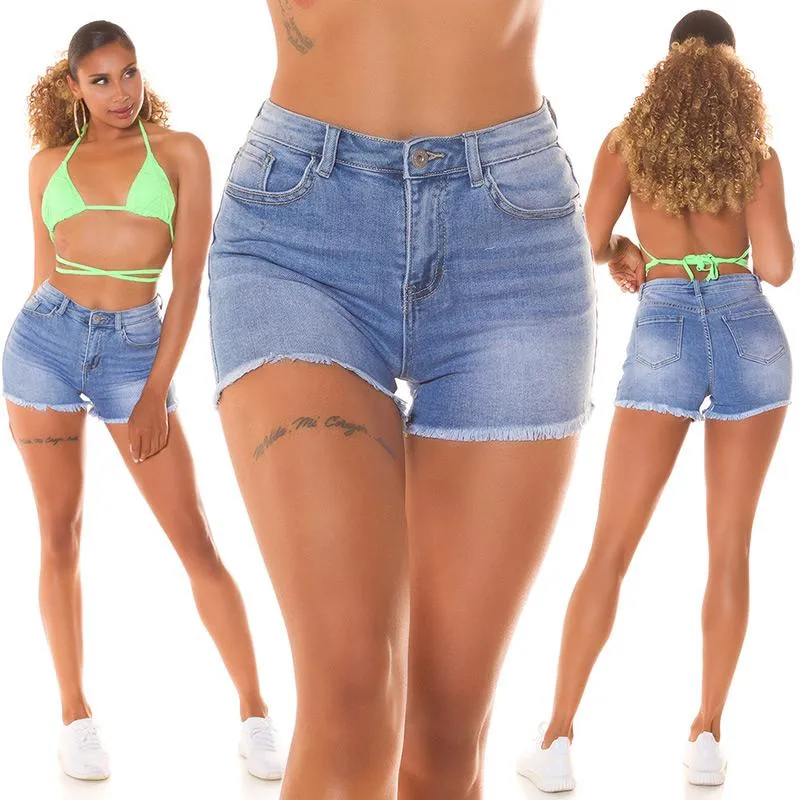 Short vaquero con bajo deshilado azul