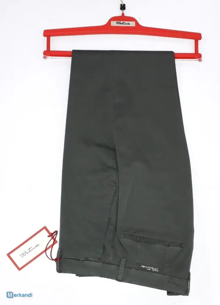 Stock de pantalones y jeans de verano para hombres