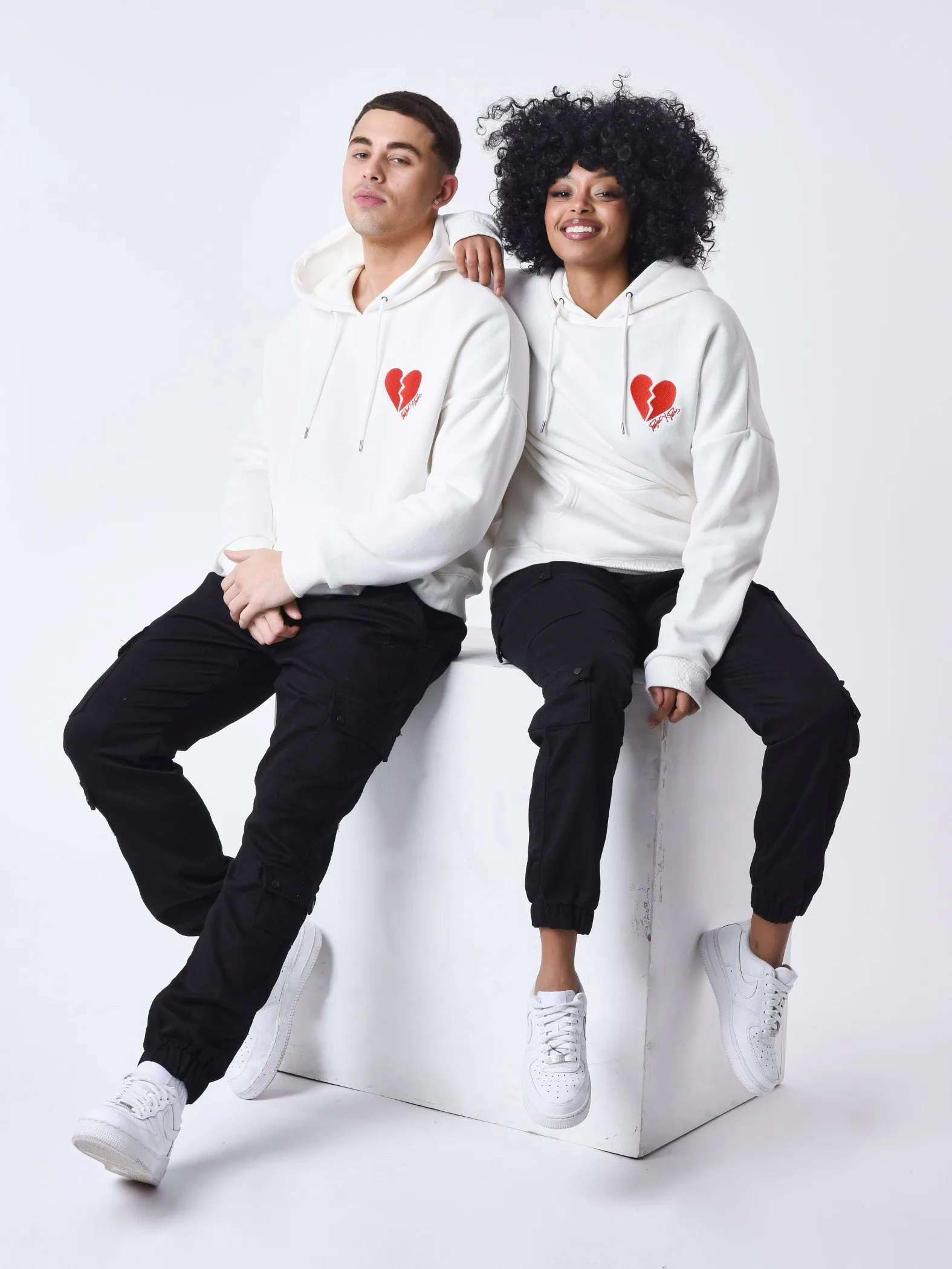 Sudadera con capucha Broken Hearted