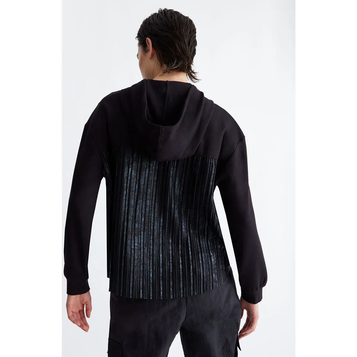 Sudadera elástica con capucha