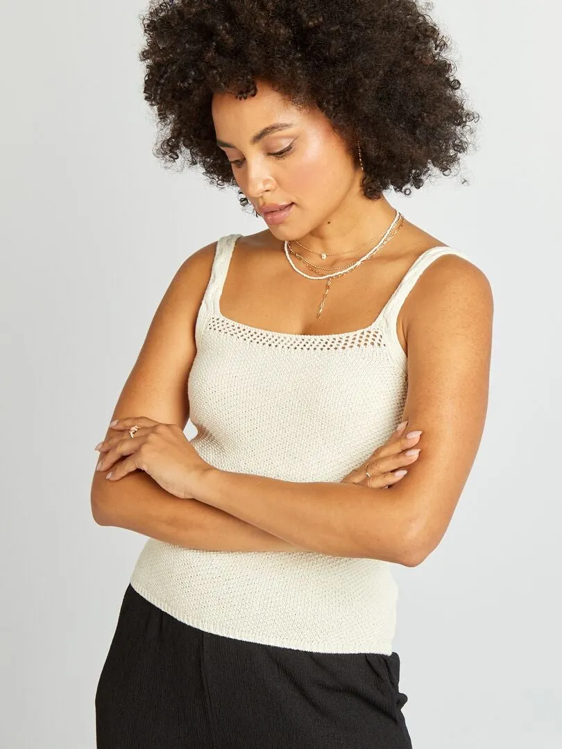 TOP DE CROCHé DE TIRANTES FINOS  BEIGE