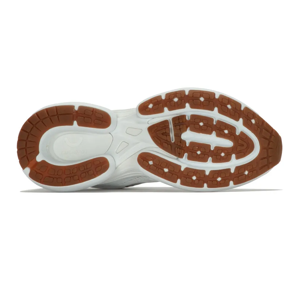 TRUE MOTION UTECH NEVOS 3 ZAPATILLAS RUNNING   SS25