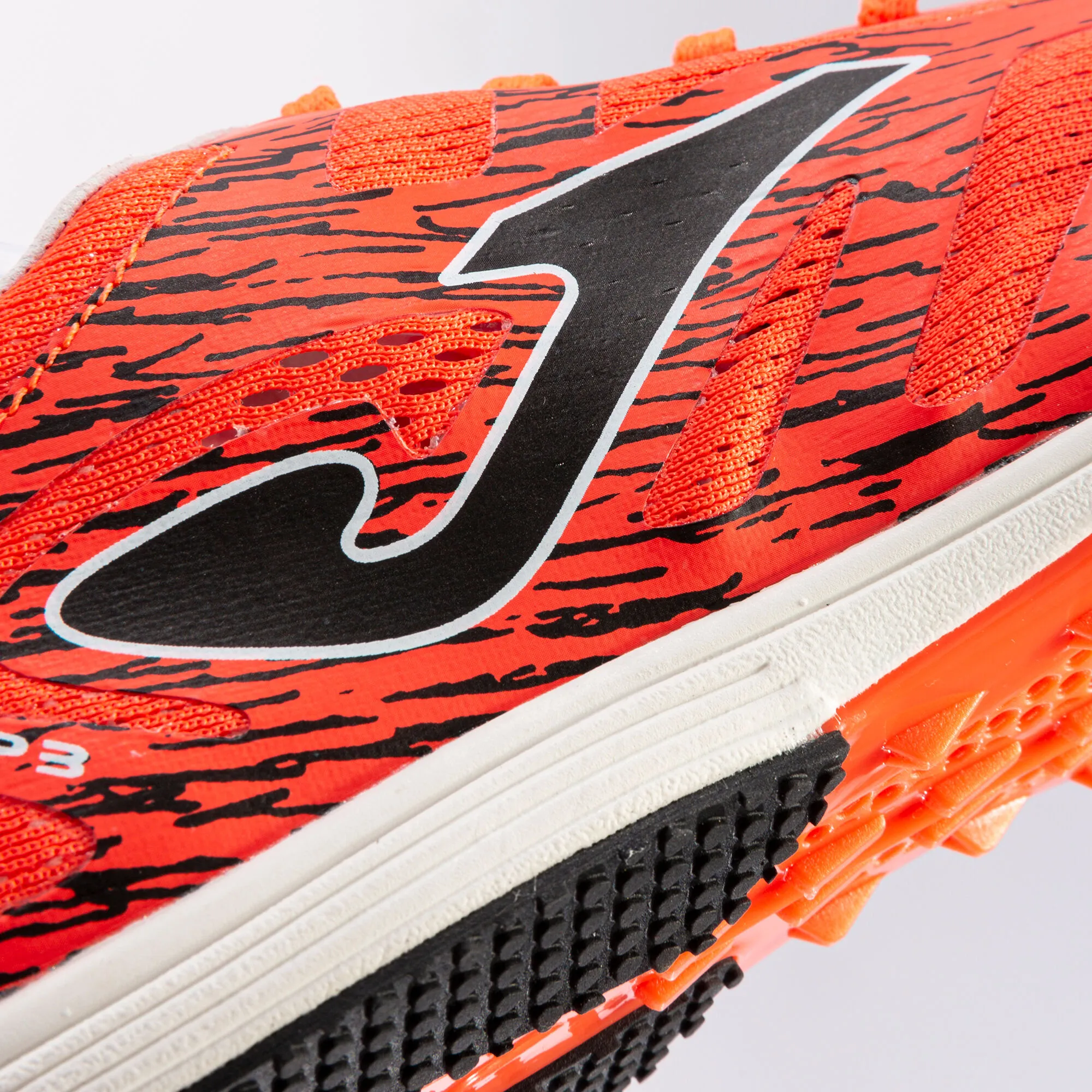 Zapatillas running Flad 21 clavos unisex coral